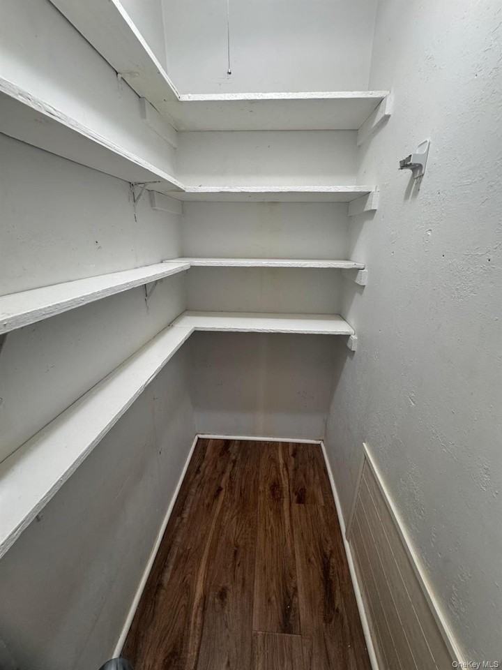 215 N Hamilton St #2 - Photo 7 of 27