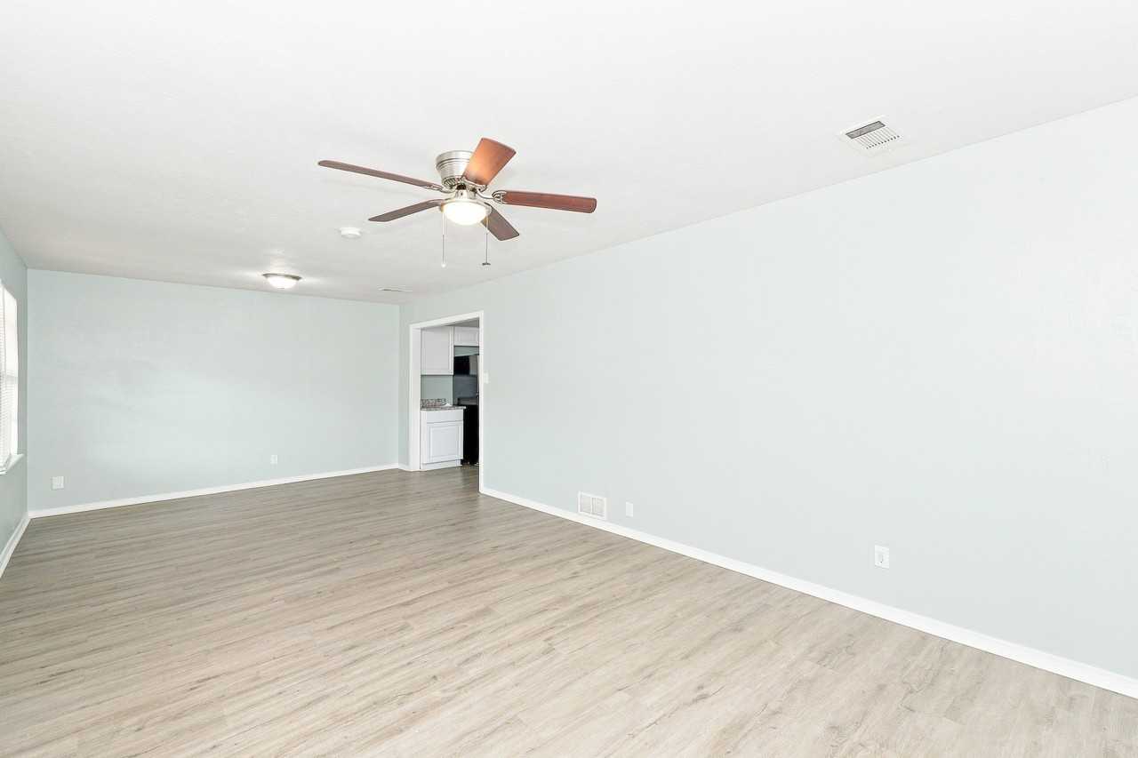 5736 Aton Ave - Photo 3 of 16