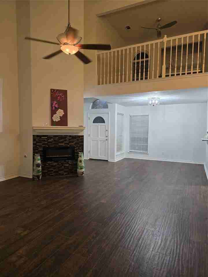 2961 N Bend Dr - Photo 2 of 31