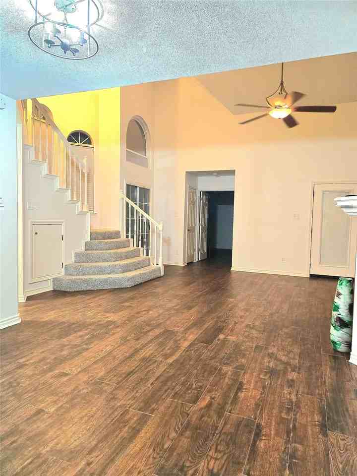 2961 N Bend Dr - Photo 6 of 31