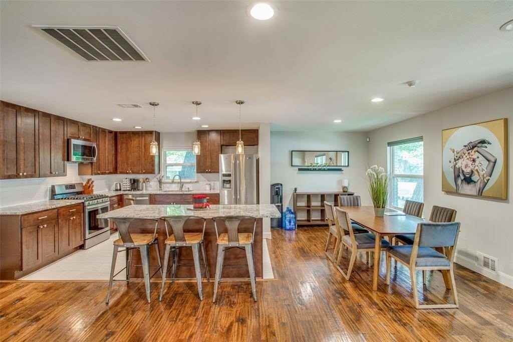 2824 W Kiest Blvd - Photo 6 of 23