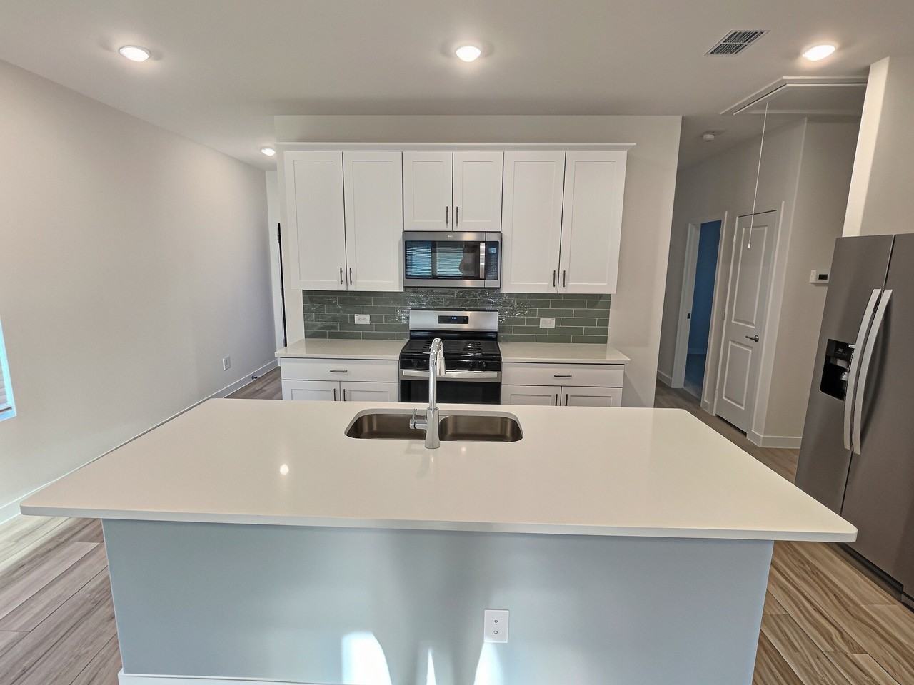 5206 Golden Trout Dr - Photo 5 of 25