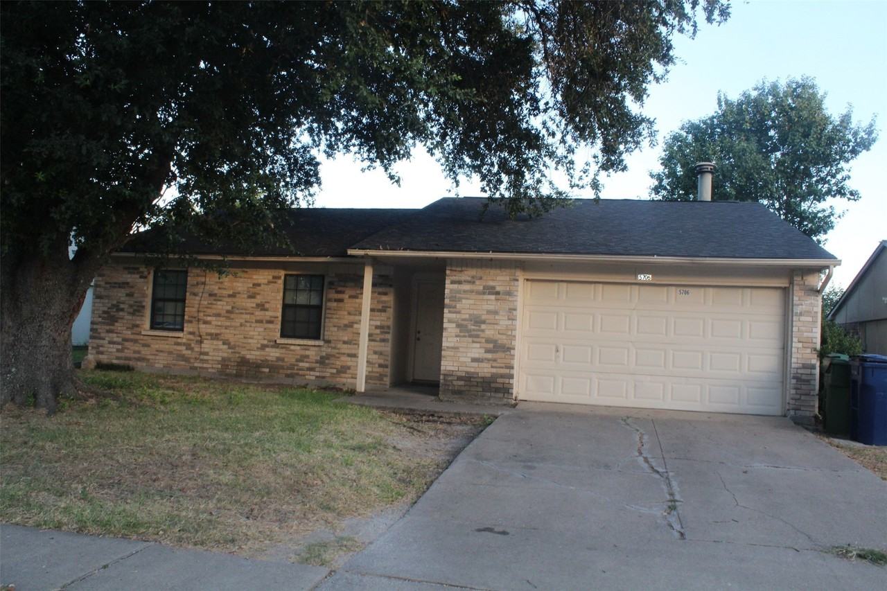 5706 Briarcrest Dr - Photo 3 of 8