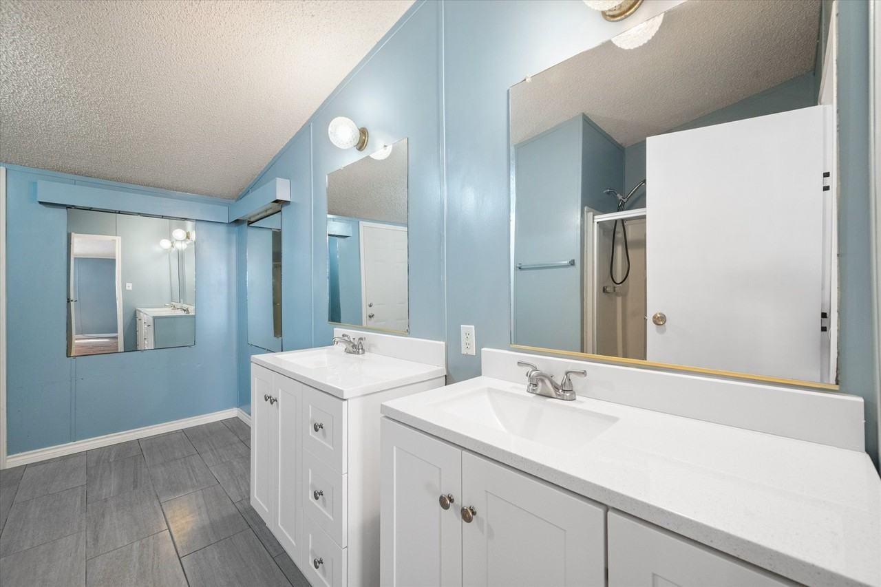 8701 County Road 505 - Photo 7 of 33