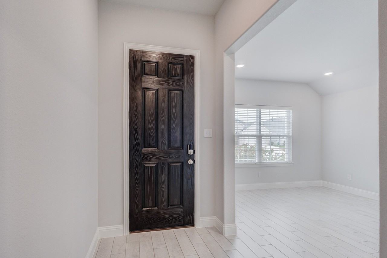224 Tartane Dr - Photo 6 of 31