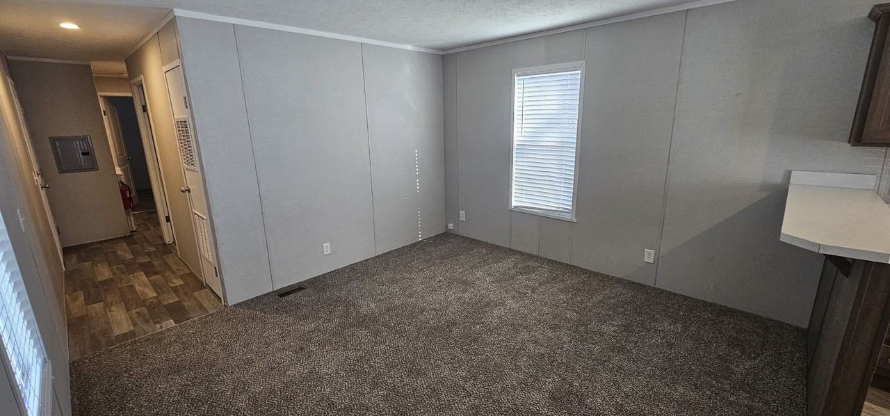 206 Magnolia #206 - Photo 4 of 11