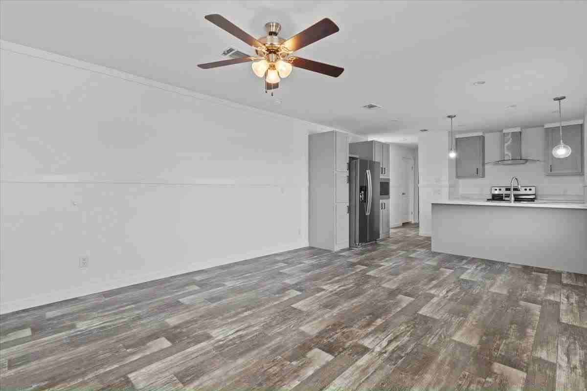 16831 Oak Leaf Ct #16831B - Photo 3 of 17