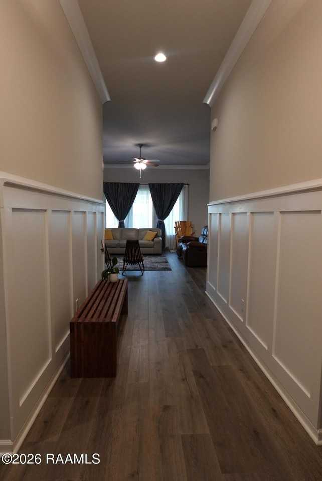 401 Dua Ln - Photo 2 of 23