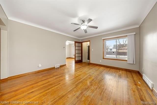 23250 Firwood Ave - Photo 4 of 25