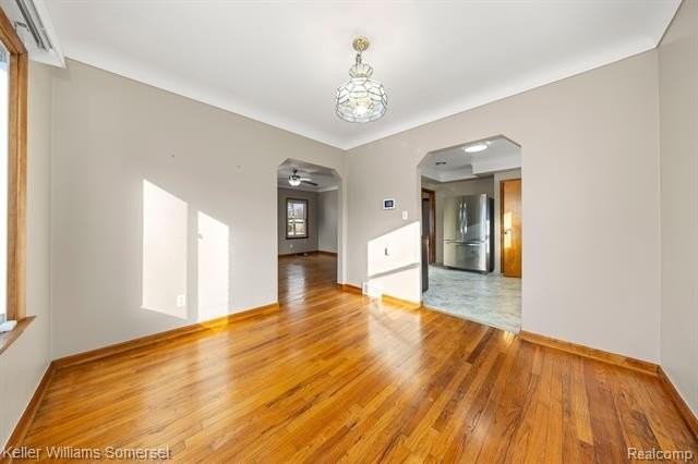 23250 Firwood Ave - Photo 6 of 25