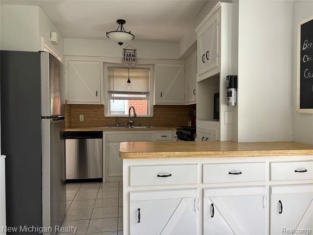 9919 Merriman Rd - Photo 6 of 14