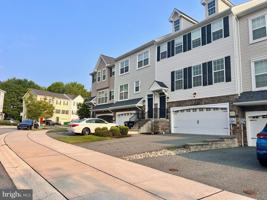 featured image of 654 Jacobsen Cir