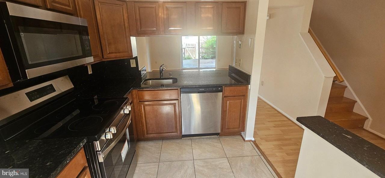 23 Cross Ridge Ct - Photo 4 of 21