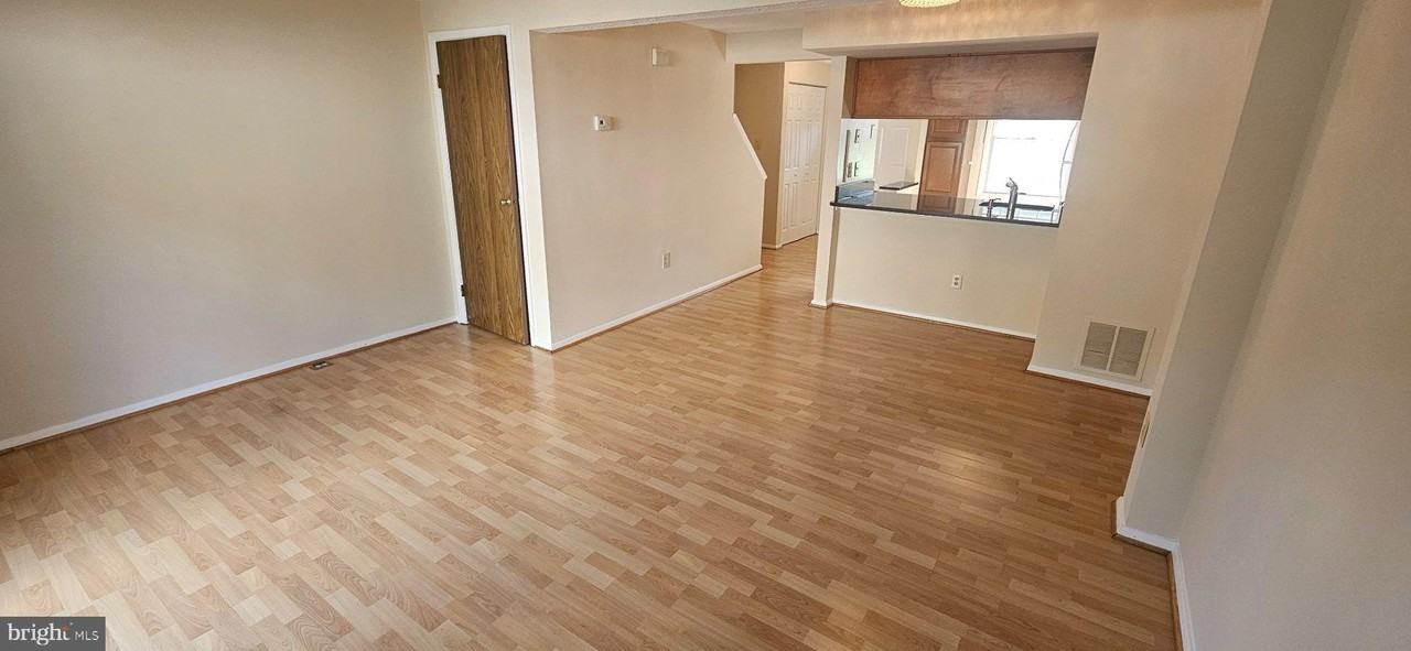 23 Cross Ridge Ct - Photo 7 of 21