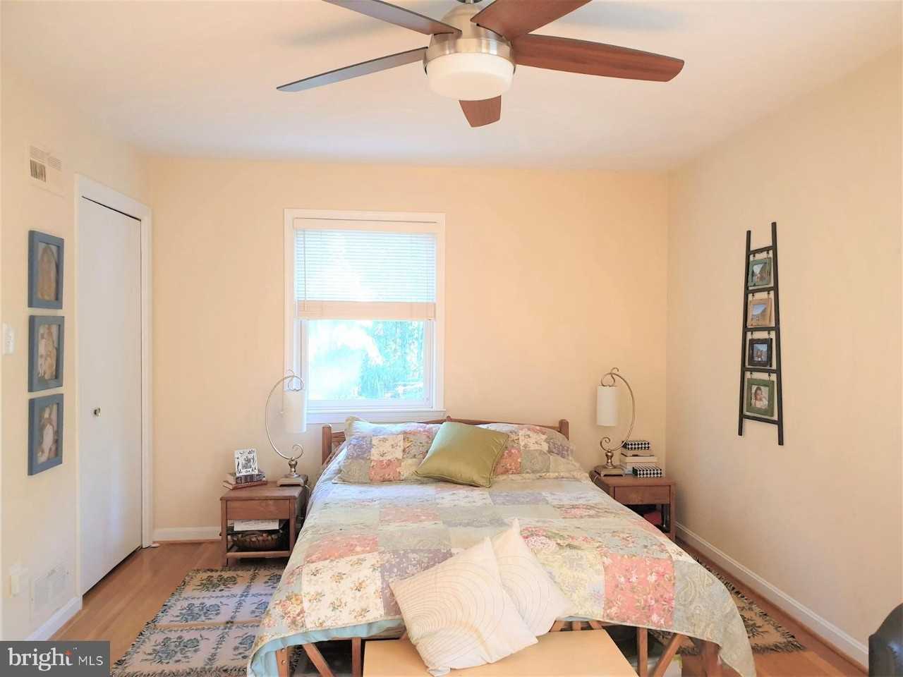 5208 Acacia Ave - Photo 5 of 14