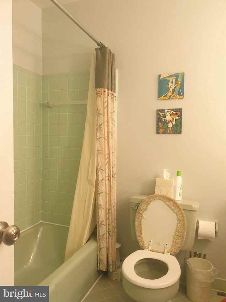 5208 Acacia Ave - Photo 7 of 14