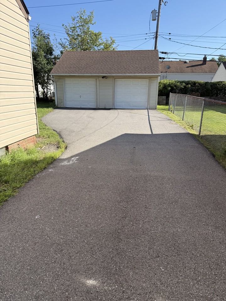 23908 E Baintree Rd #1 - Photo 2 of 20
