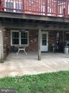 7600 Rogues Rd - Photo 2 of 15