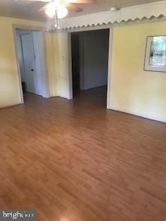 7600 Rogues Rd - Photo 7 of 15