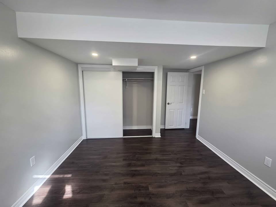 7 Fallgate Drive #BSMT - Photo 3 of 16