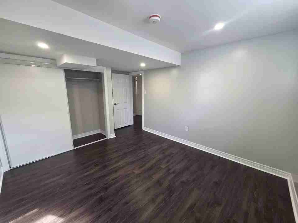 7 Fallgate Drive #BSMT - Photo 6 of 16