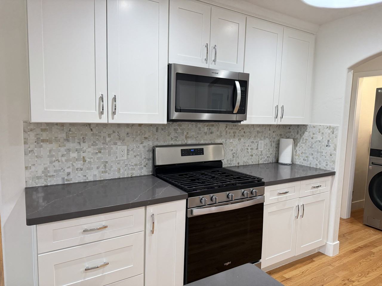558 Irving Ave #1 - Photo 6 of 24