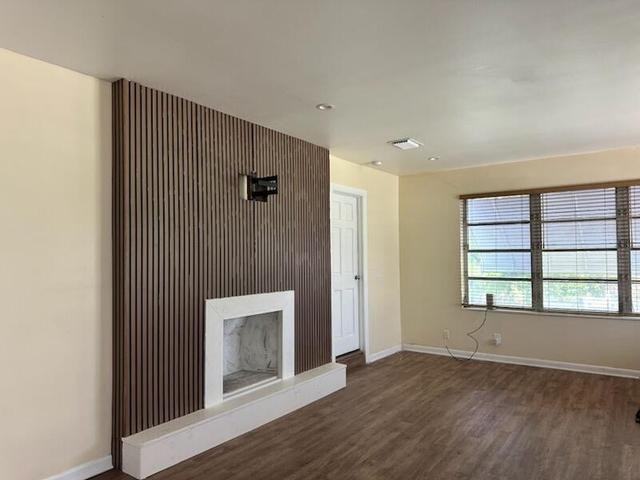 913 North B Street - Photo 3 of 7