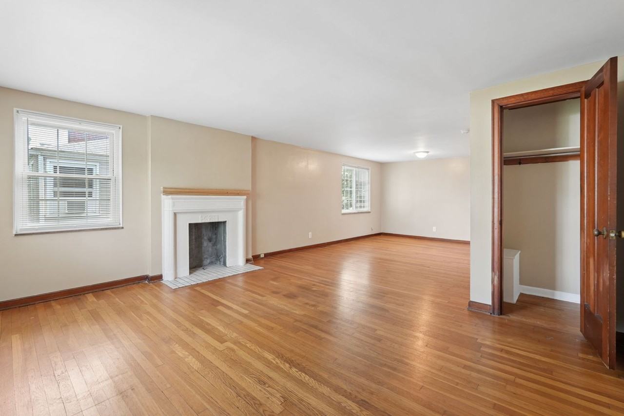 874 Copeland Rd #874 - Photo 6 of 29