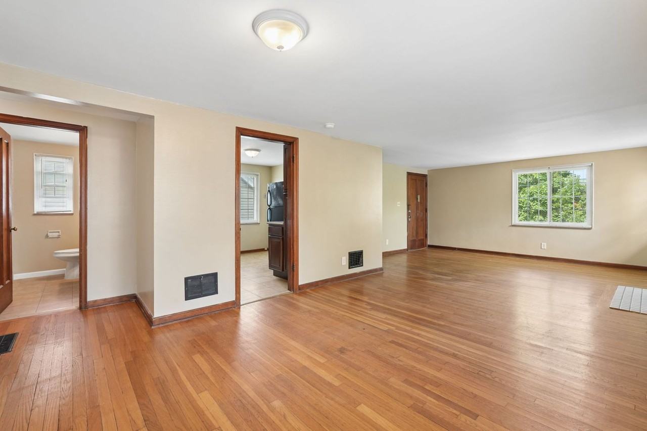 874 Copeland Rd #874 - Photo 7 of 29