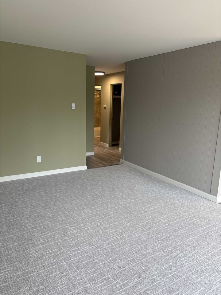 12239 Des Moines Memorial Dr S #4 - Photo 6 of 12