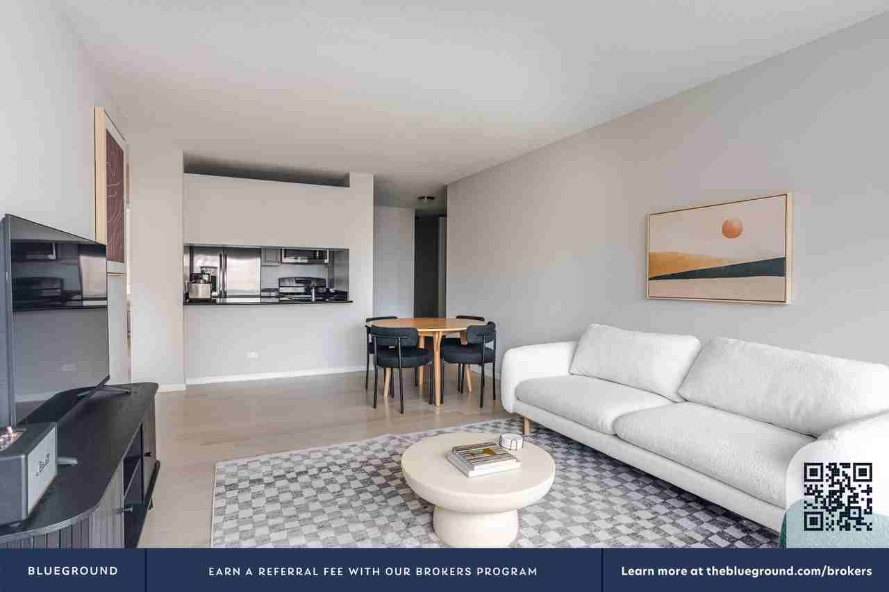 155 East 31st Street - Photo 5 of 36