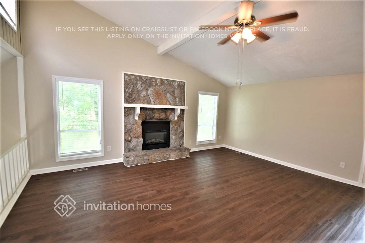 2304 Horseshoe Bend Rd Sw - Photo 2 of 12