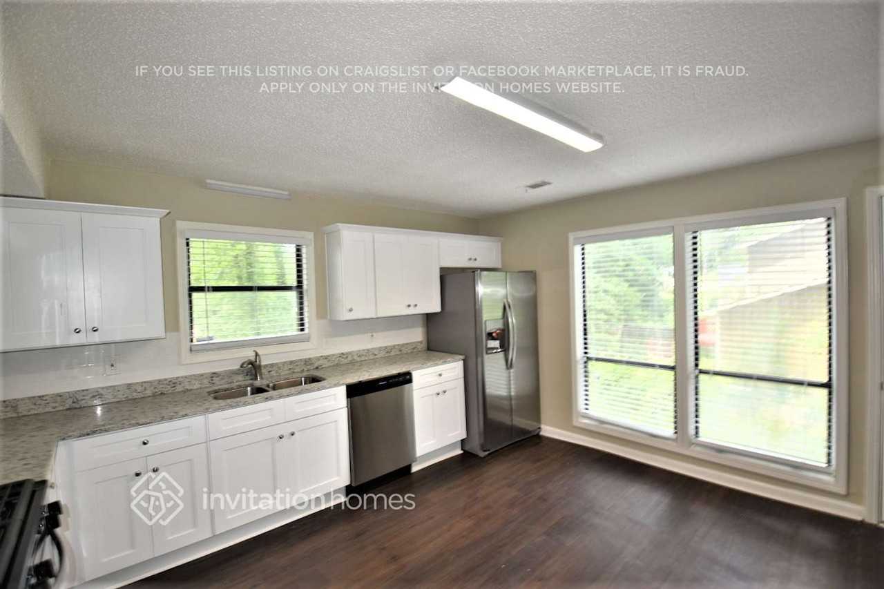 2304 Horseshoe Bend Rd Sw - Photo 3 of 12