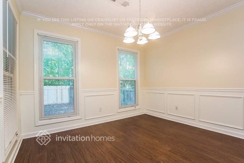 855 Simon Ive Dr - Photo 4 of 22
