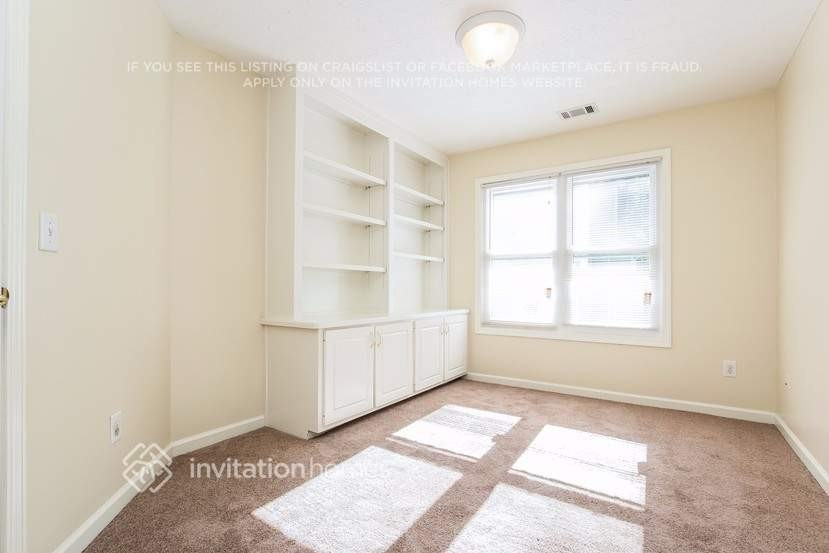 855 Simon Ive Dr - Photo 7 of 22