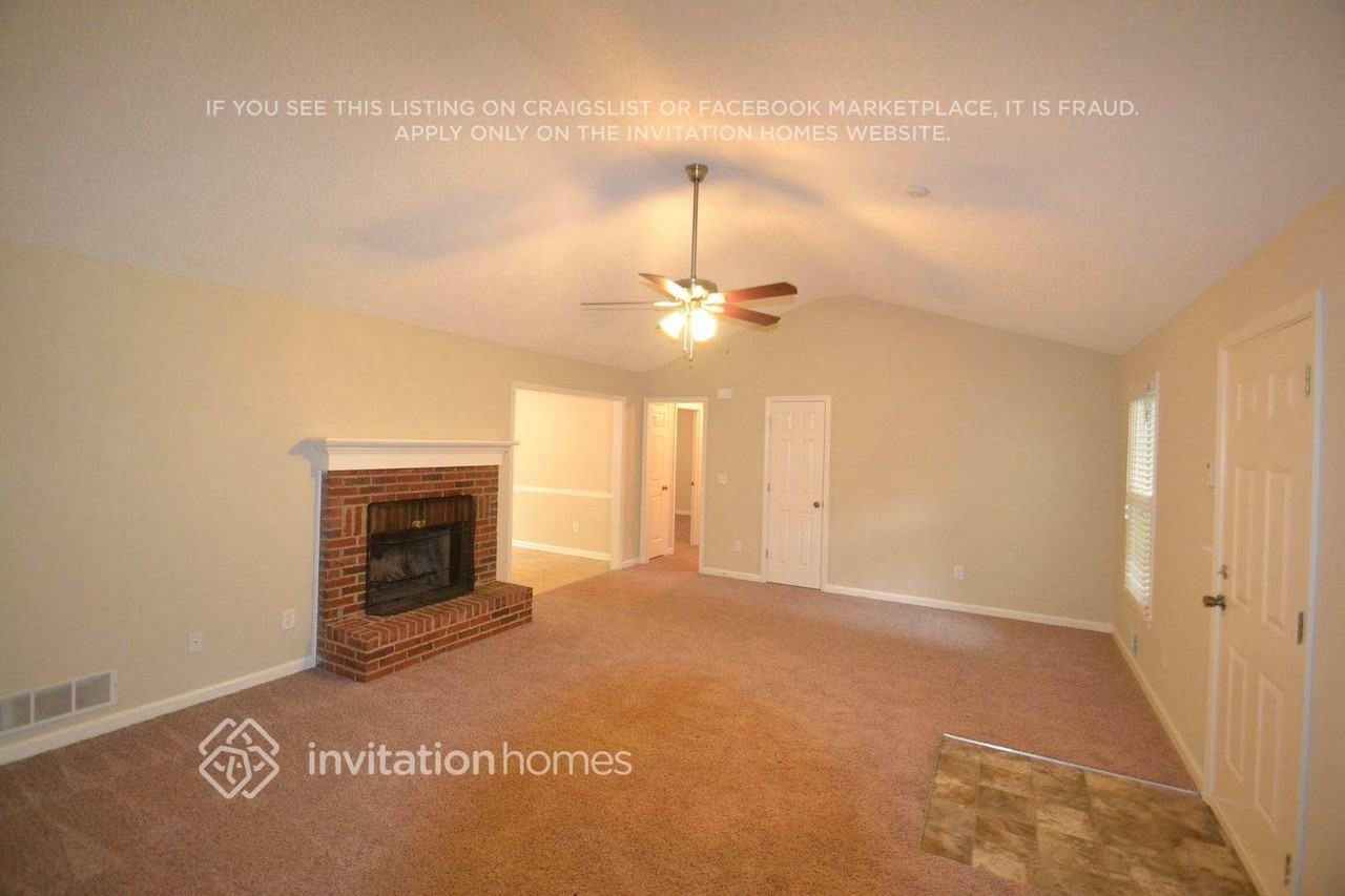 5630 Dusty Ridge Trl - Photo 2 of 13