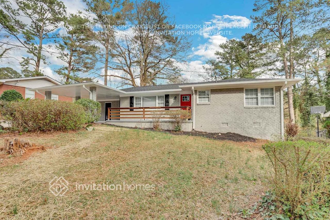 2160 Shamrock Dr - Photo 3 of 26