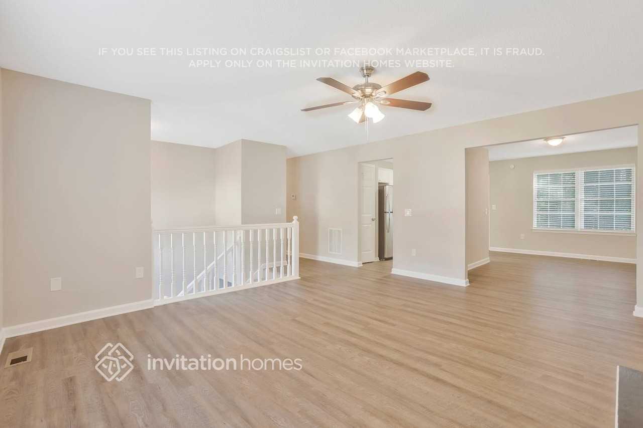 3834 Deercreek Dr - Photo 5 of 26