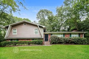 featured image of 2932 Karen Ln