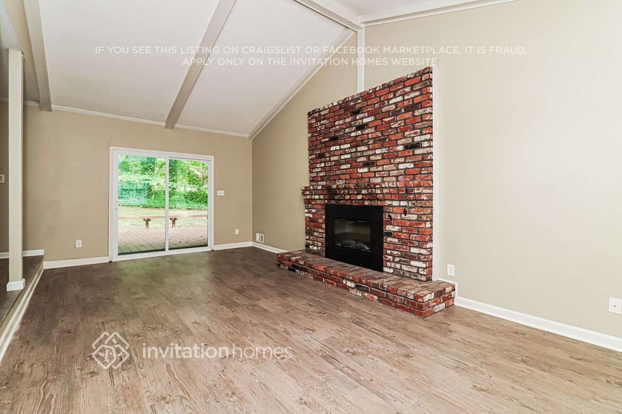 2932 Karen Ln - Photo 5 of 19