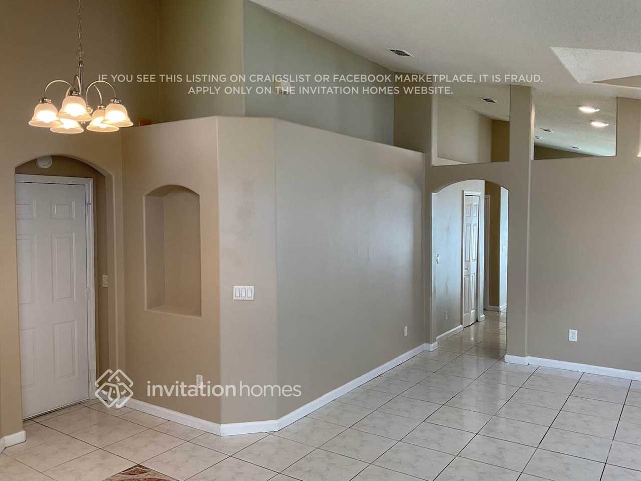 2330 Lily Pad Ln - Photo 4 of 17
