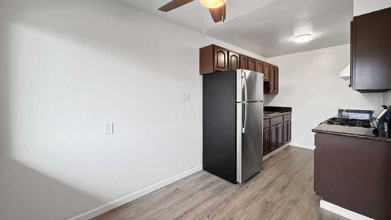 2011 10th Ave #33 - Photo 5 of 16