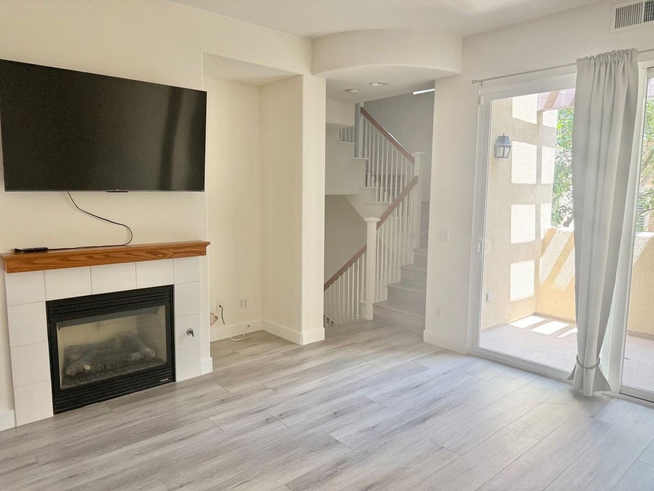 2715 Escala Cir - Photo 2 of 21