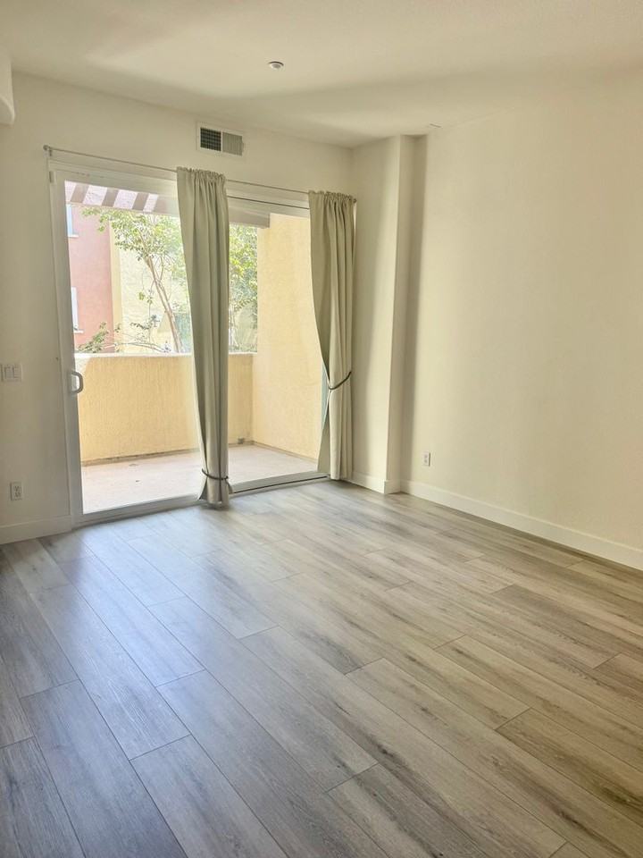 2715 Escala Cir - Photo 3 of 21