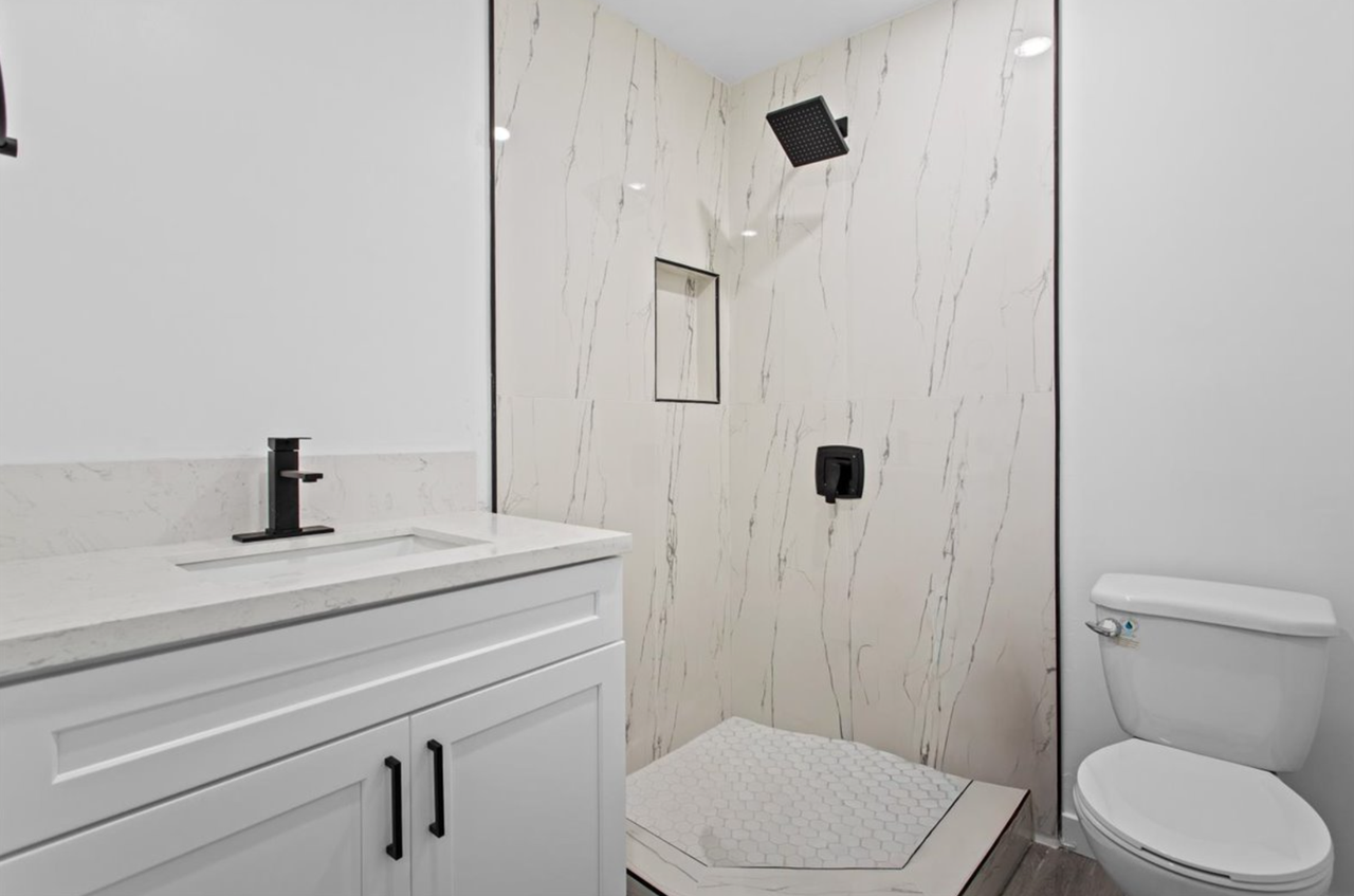 442 E 118th Street - Photo 3 of 12