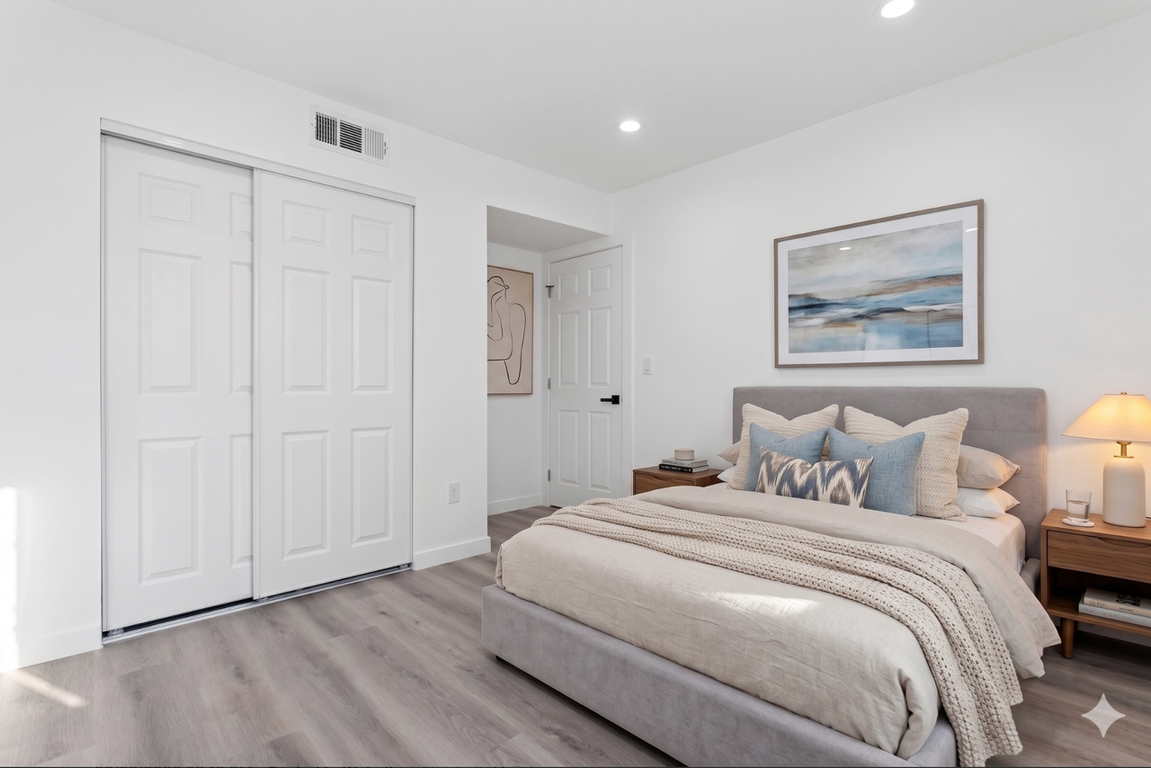 442 E 118th Street - Photo 6 of 12
