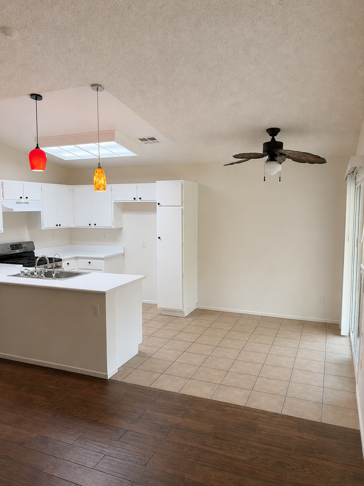 10791 Euclid St #1 - Photo 6 of 13