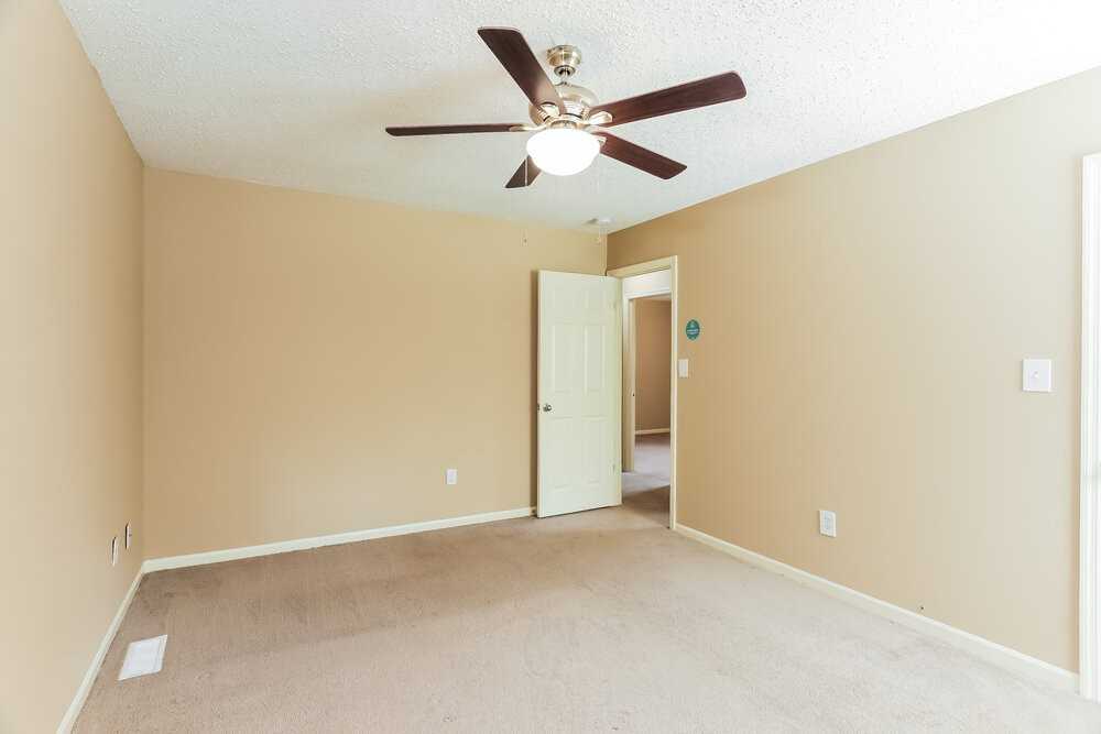 108 Spring Glade Cir - Photo 7 of 17