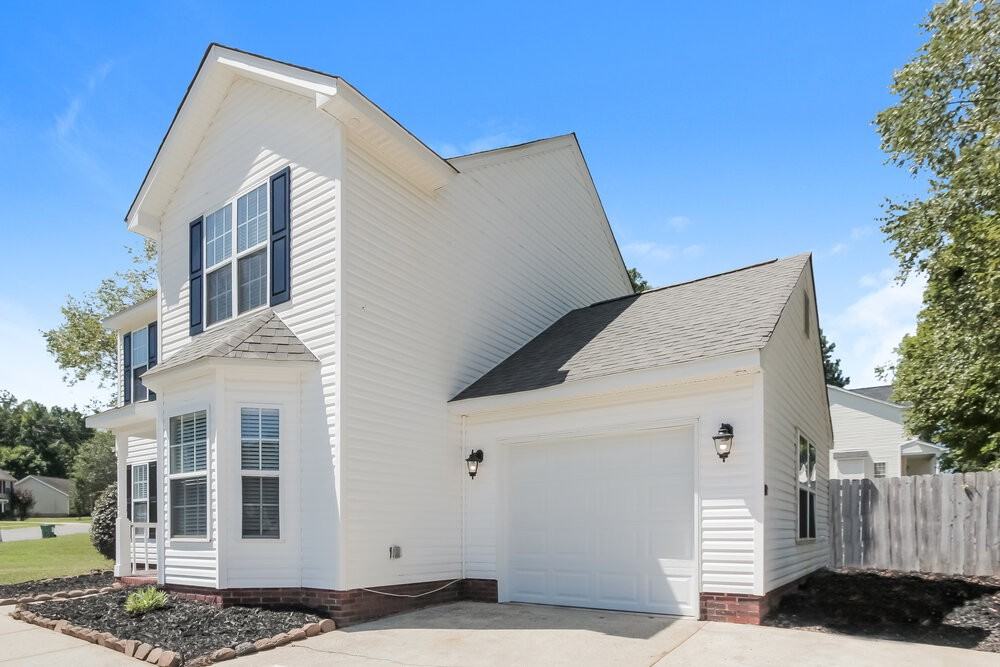 11807 Golden Maple Ln - Photo 5 of 17