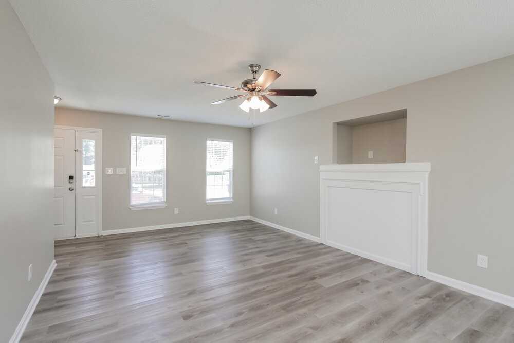 11807 Golden Maple Ln - Photo 6 of 17